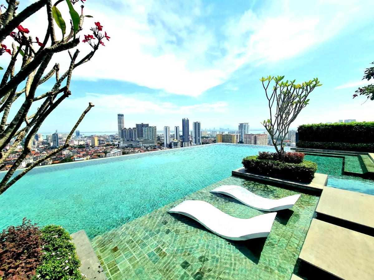 Beacon Executive Premium Suite George Town Exterior photo