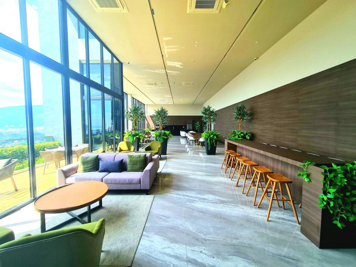 Beacon Executive Premium Suite George Town Exterior photo