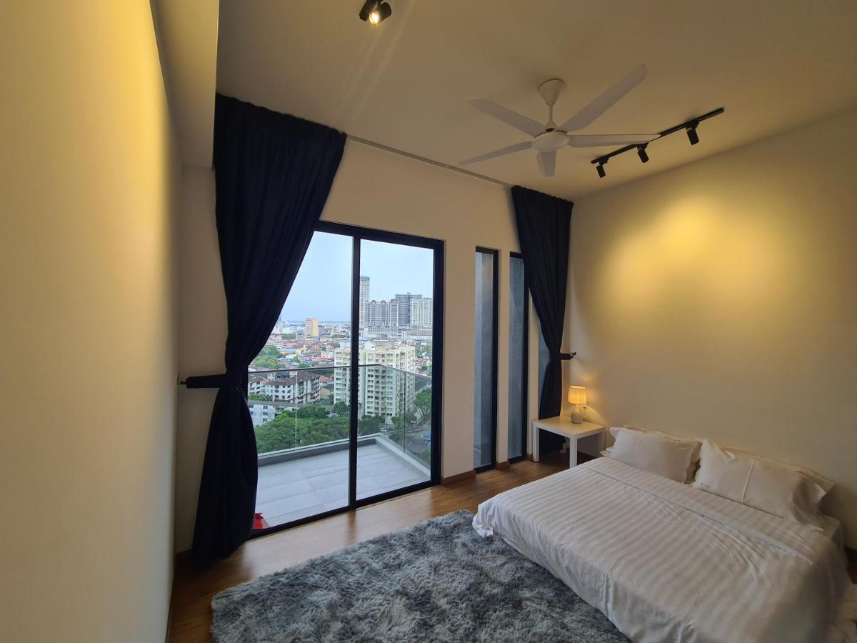 Beacon Executive Premium Suite George Town Exterior photo
