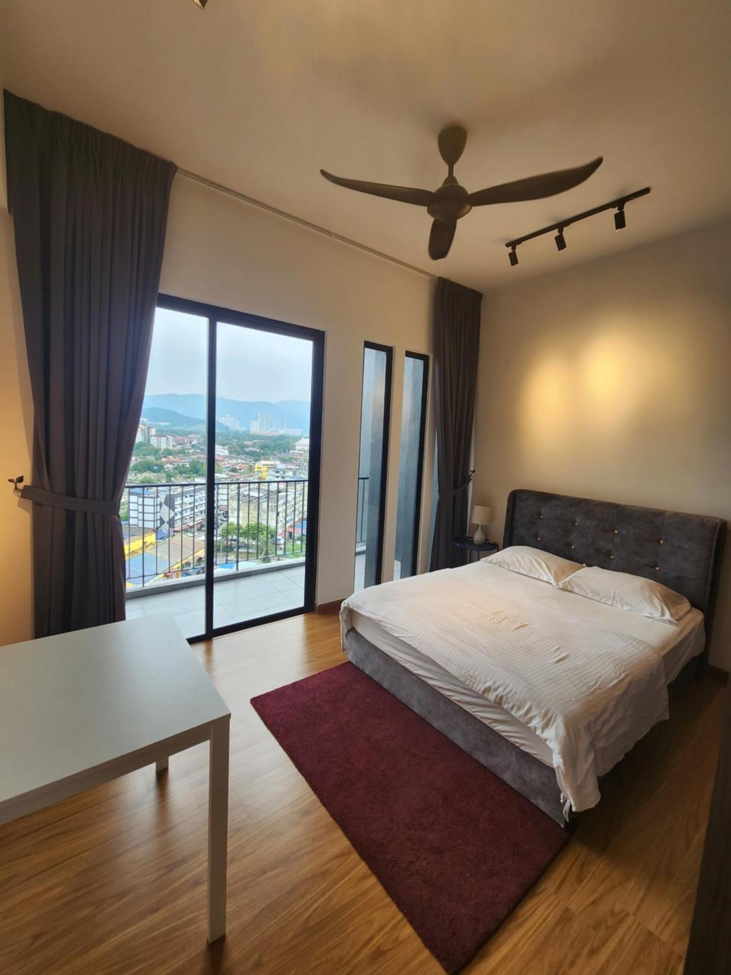 Beacon Executive Premium Suite George Town Exterior photo